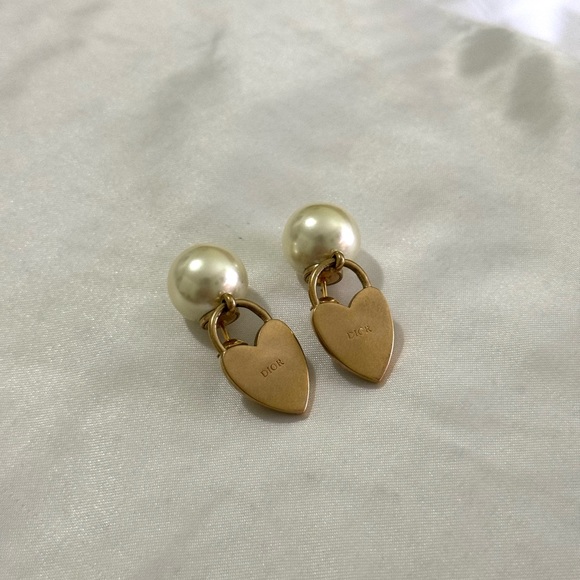 DIOR Tribales Earrings - Picture 4 of 9